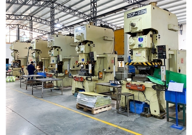 Continuous die stamping